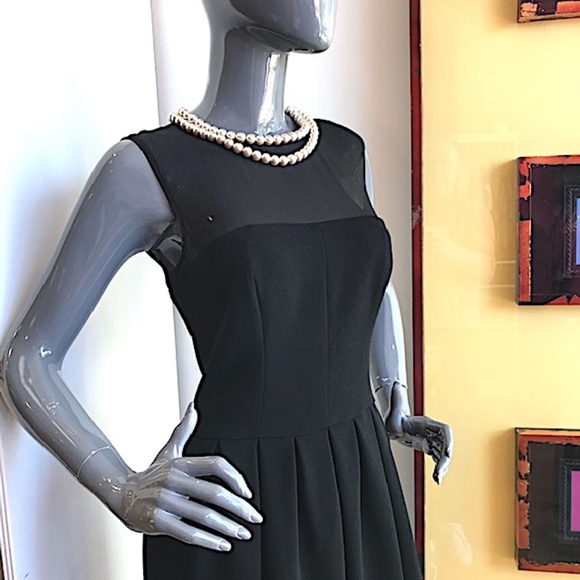 MOSCHINO CHEAP AND CHIC Sleeveless Dress w/ Pearl Collar NWOT/sz 10 - Picture 1 of 16
